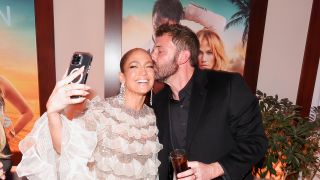 Ben Affleck and JLo taking a selfie at the premiere of Shotgun Wedding