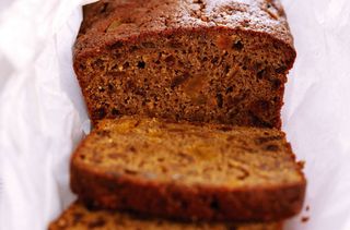 Low fat fruit loaf