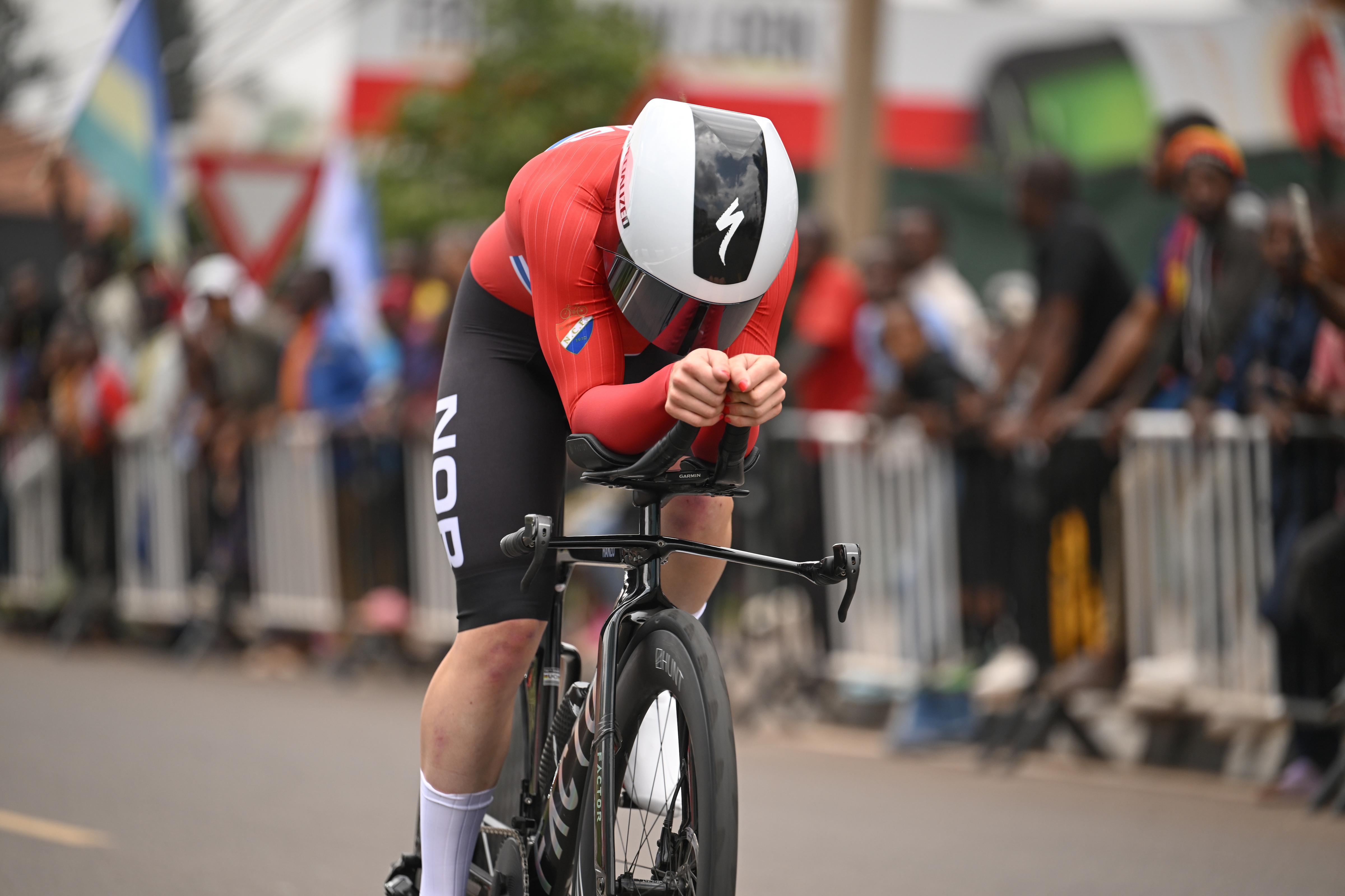 Picture by Chris Auld/SWpix.com - 23/09/2025 - Cycling - 2025 UCI Road World Championships - BK Arena to Kigali Convention Centre, Kigali, Rwanda - Women Junior Individual Time Trial (ITT) Podium - Oda Aune Gissinger (Norway)