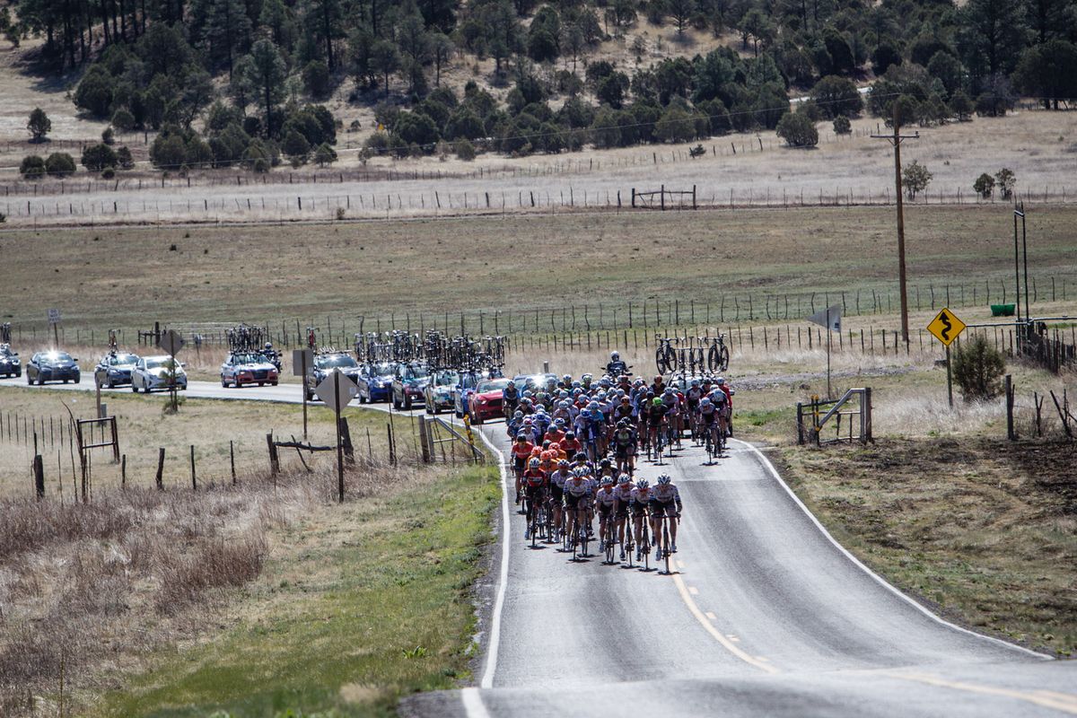 The peloton makes up some time on the flats