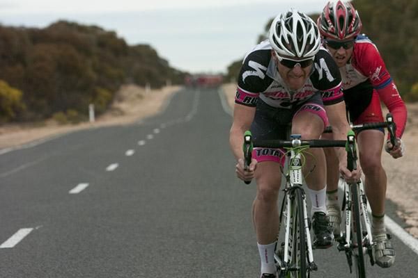 Gordon McCauley (Hyster-Total Rush) and Mitchell Pearson (Virgin Blue/RBS Morgans) attacked the peloton on the way back to Ouyen from Patchewollock.