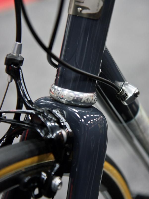The steerer tube on this Pegoretti measures a standard 1 1/8" in diameter but Chris King made special headsets with oversized skirts as per Pegoretti's request so as to use a bigger head tube.