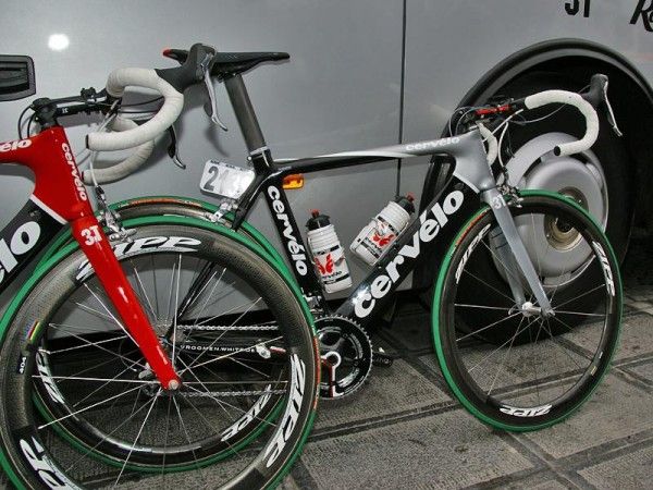 Cerv&eacute;lo TestTeam sprinter and one-day specialist Thor Hushovd set off aboard a Cerv&eacute;lo S3 in contrast to the other riders' S2 frames.