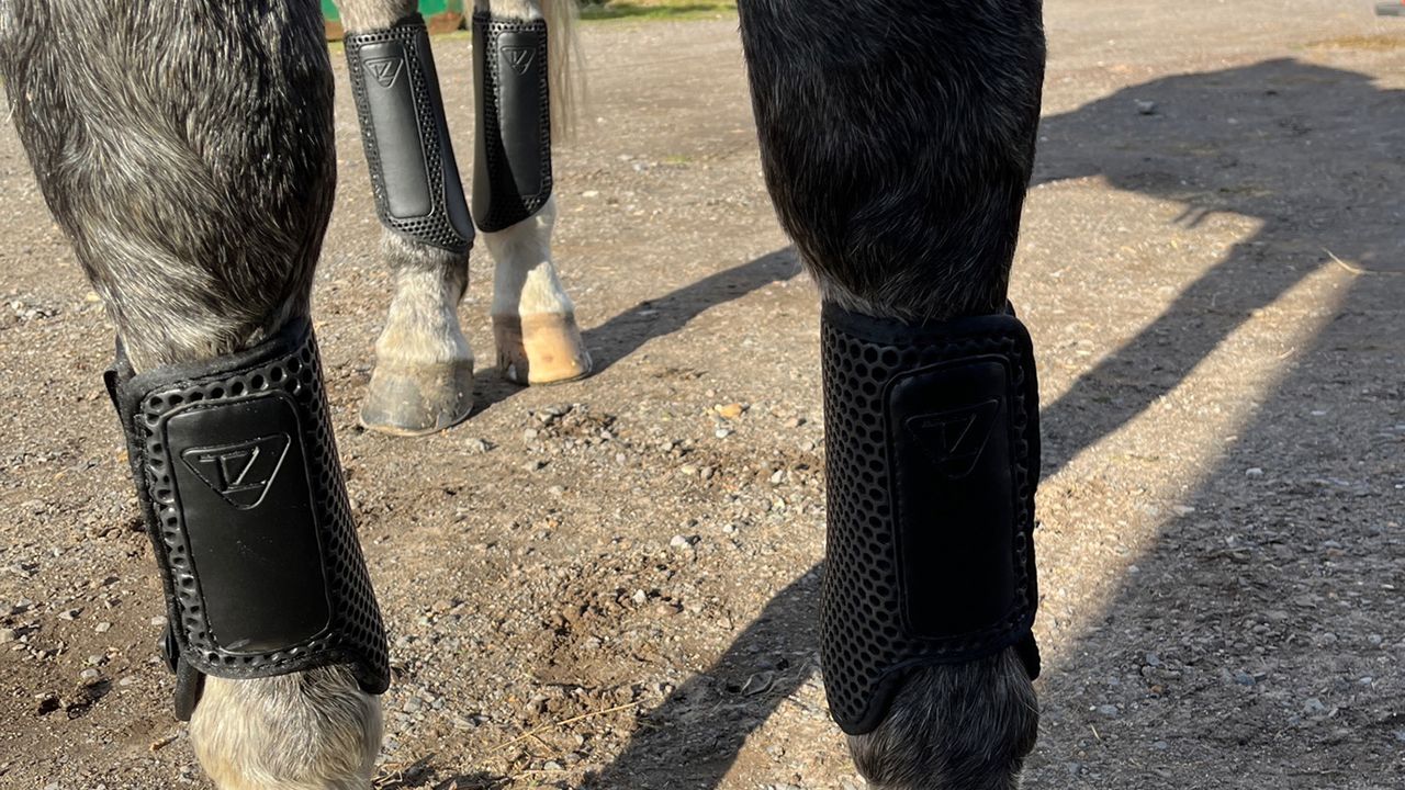 Equilibrium Tri-Zone Impact Sports Boots