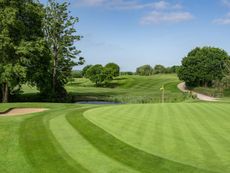 Windlesham Golf Club 1st hole