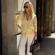 woman wearing yellow spring trend shopping 2026