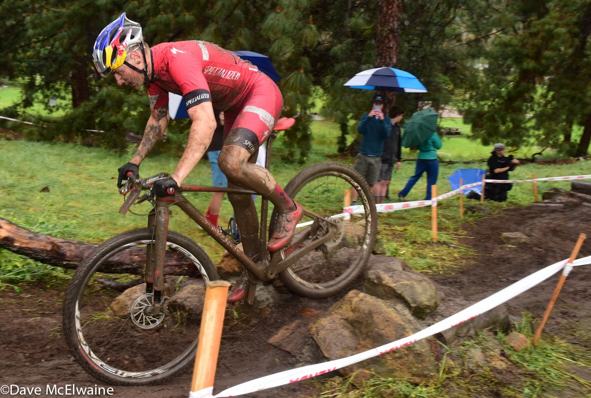 Simon Andreassen (Specialized) riding with a forty-second lead on lap four