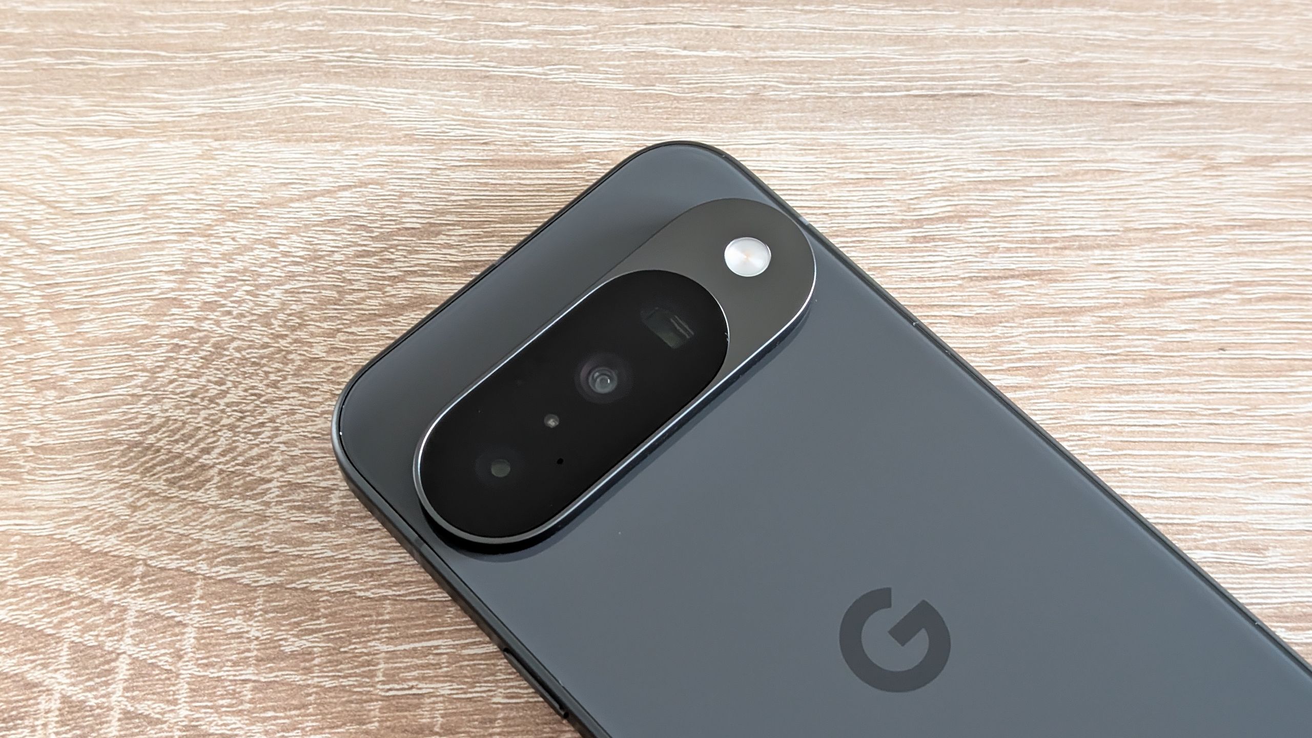 Google meluncurkan pembaruan Pixel Camera 10.2 yang tampaknya membuat pengguna semakin bingung
