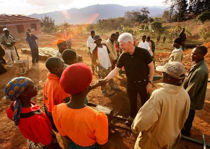 Bill Clintons travels to Africa with the Clinton Foundation.