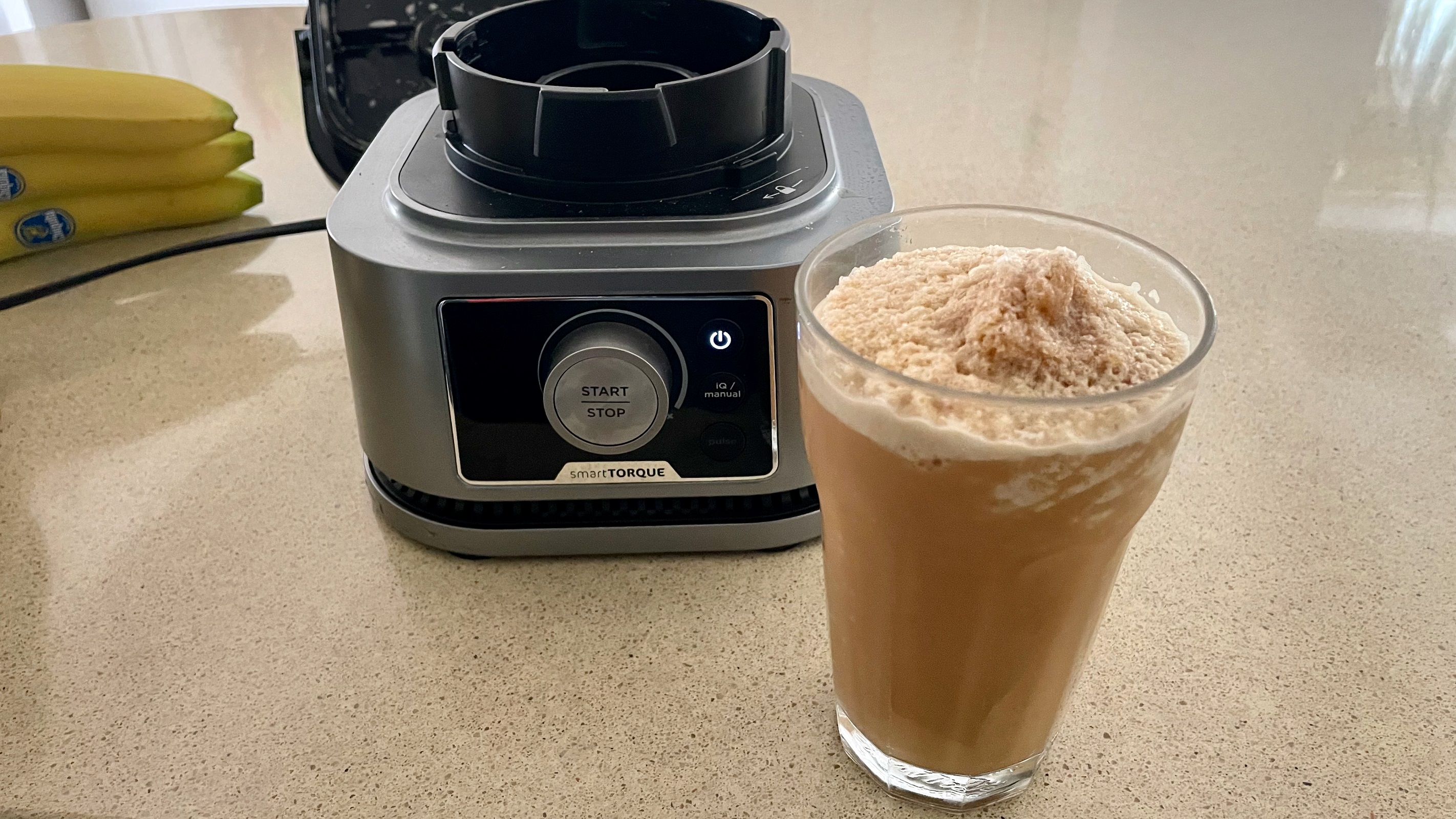 how to make an iced coffee in a blender