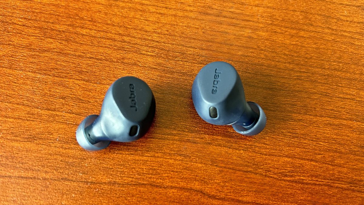 Jabra Elite 8 Active Review | Coach