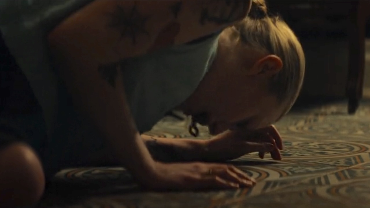 Polly on the ground gagging on key in Vicious