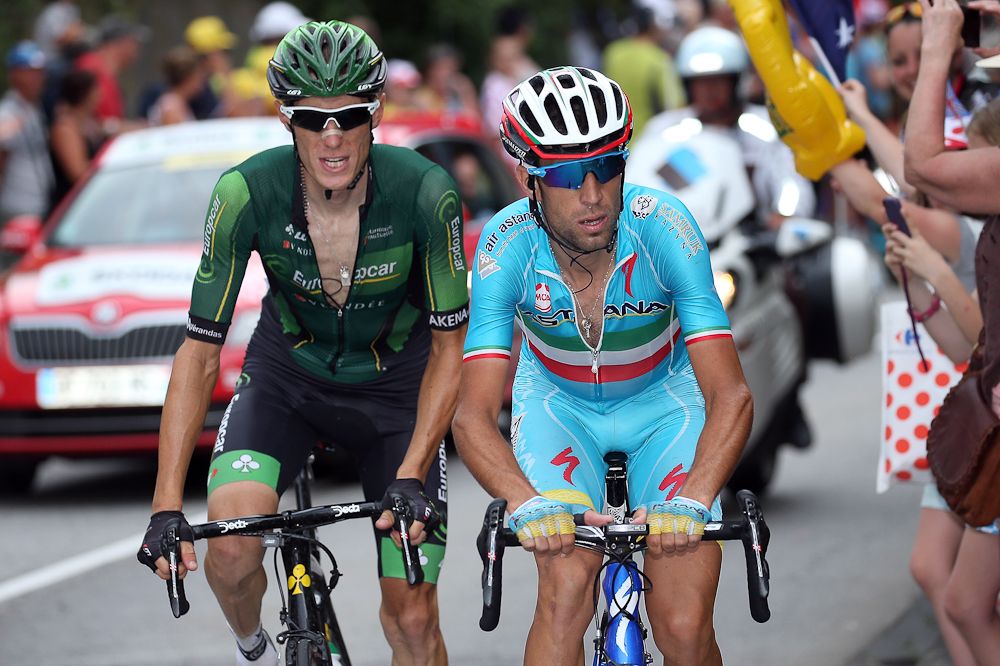 Vincenzo Nibali rides with Pierre Rolland
