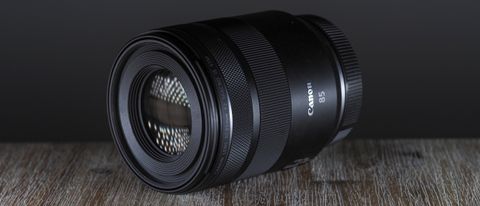 Canon RF 85mm f/2 Macro IS STM review