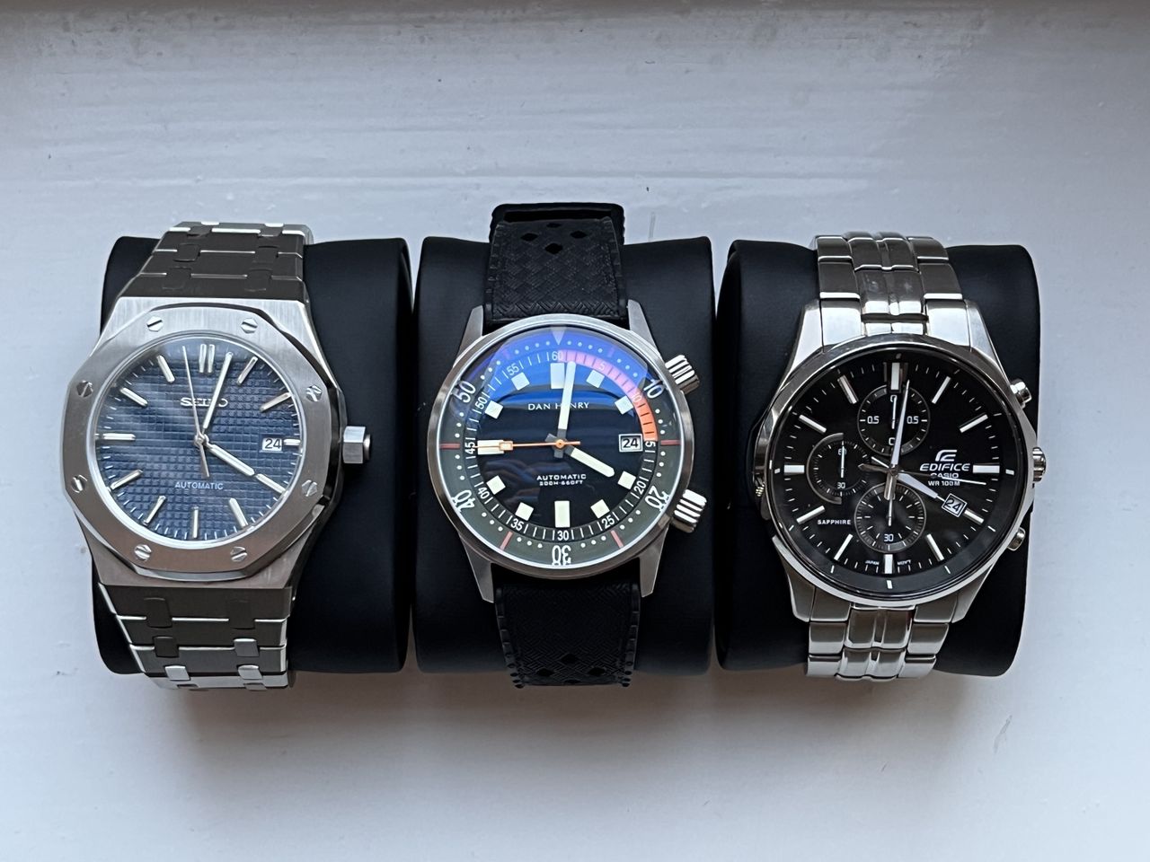The Dan Henry 1970 dive watch in Orange colourway