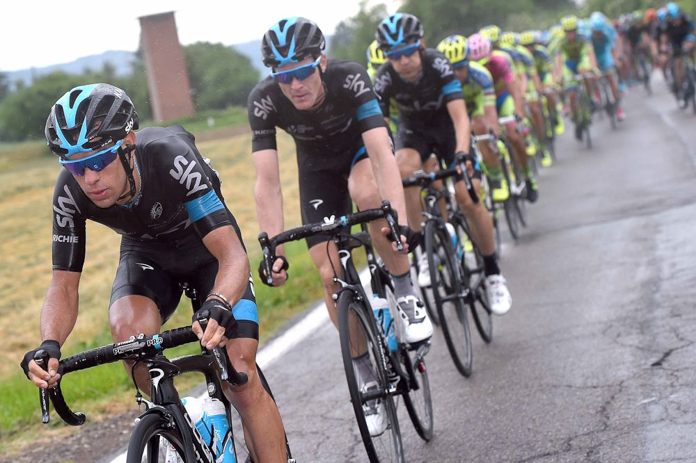 Team Sky protect Rishie Porte.
