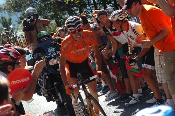 Igor Anton Hernandez (Euskaltel-Euskadi) on his way to a stage win