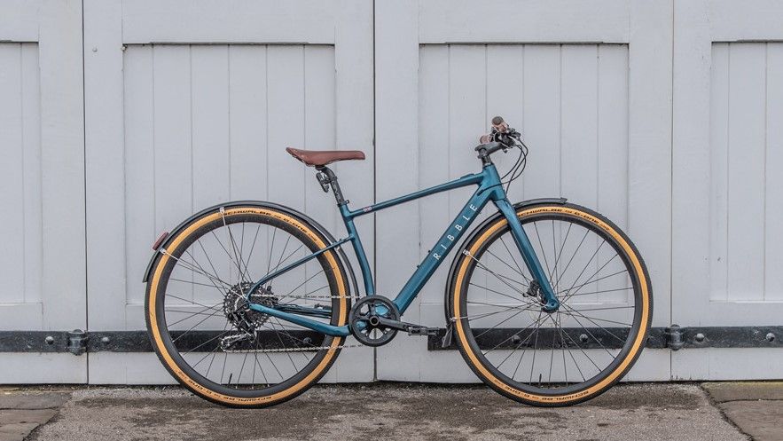 Ribble Hybrid AL e in the image is side on and demonstrates how subtle the electric addition is on the bike