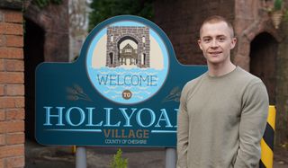 Tony Hutchinson meets his brother Eric (above) for the very first time! 