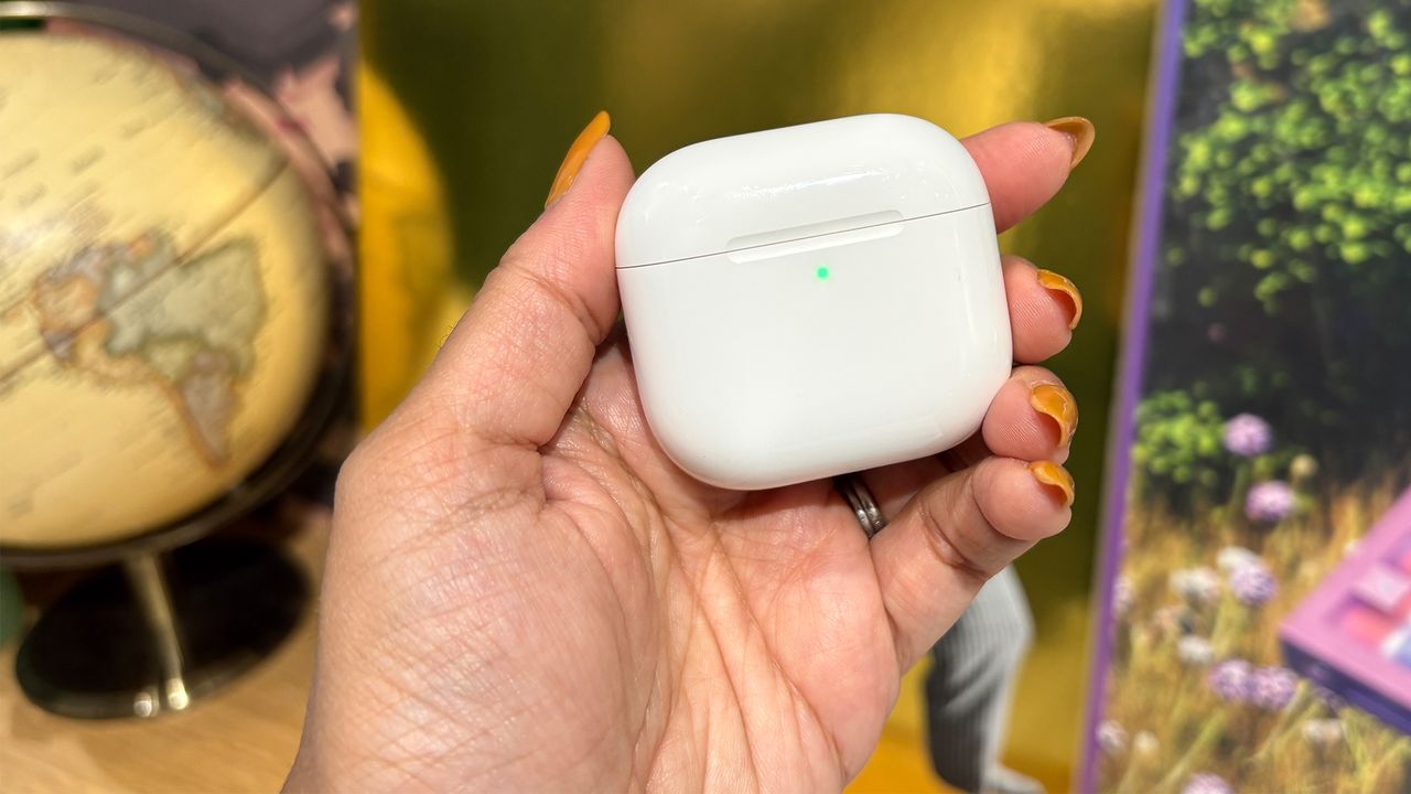 Apple AirPods 5 with Wireless Charging Case in-ear headphones