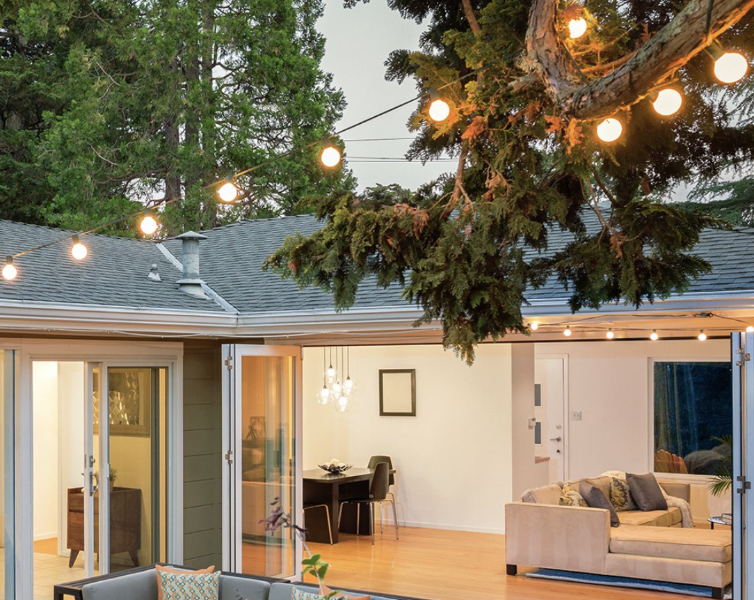 Lumabase 30 LED Bulb Solar Ball String Lights