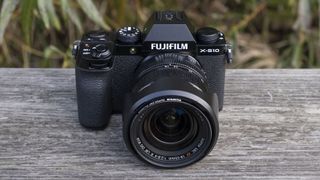 Fujifilm X-S10