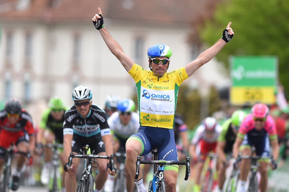 Albasini salutes the stage 3 win.
