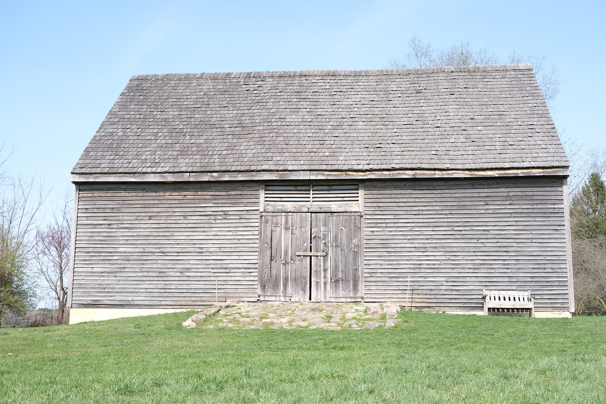 A shot of a barn using the Fujifilm X-E4 with the Provia film simulation