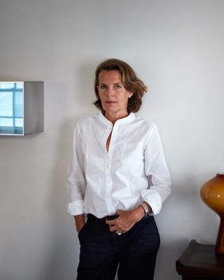 Portrait photo of architect Annabelle Selldorf wearing a white shirt