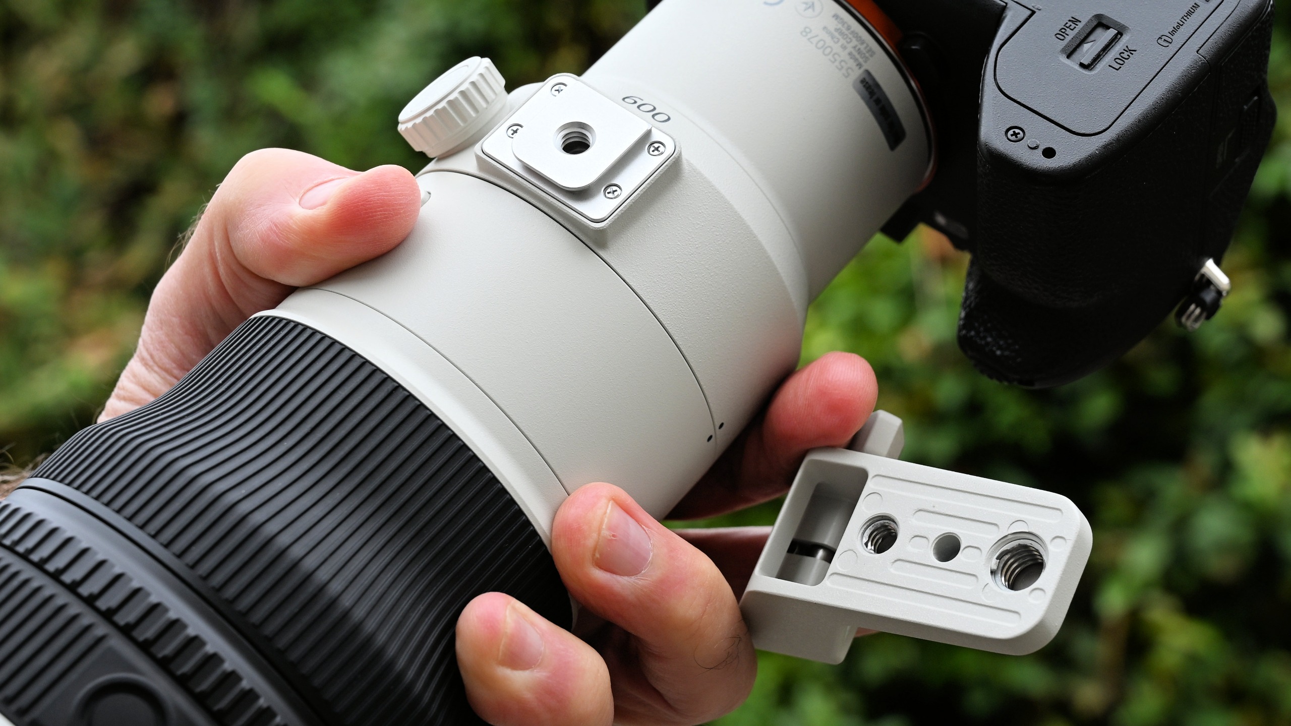 Sony FE 600mm f/6.3 GM OSS product image