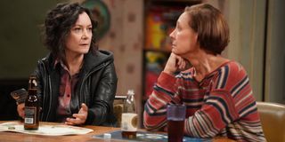 the conners darlene sara gilbert jackie laurie metcalf abc season 2