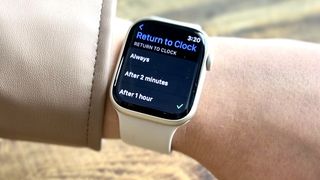 Apple Watch return to clock setting