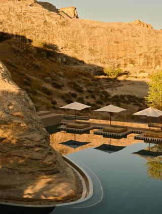 best outdoor hotel pools