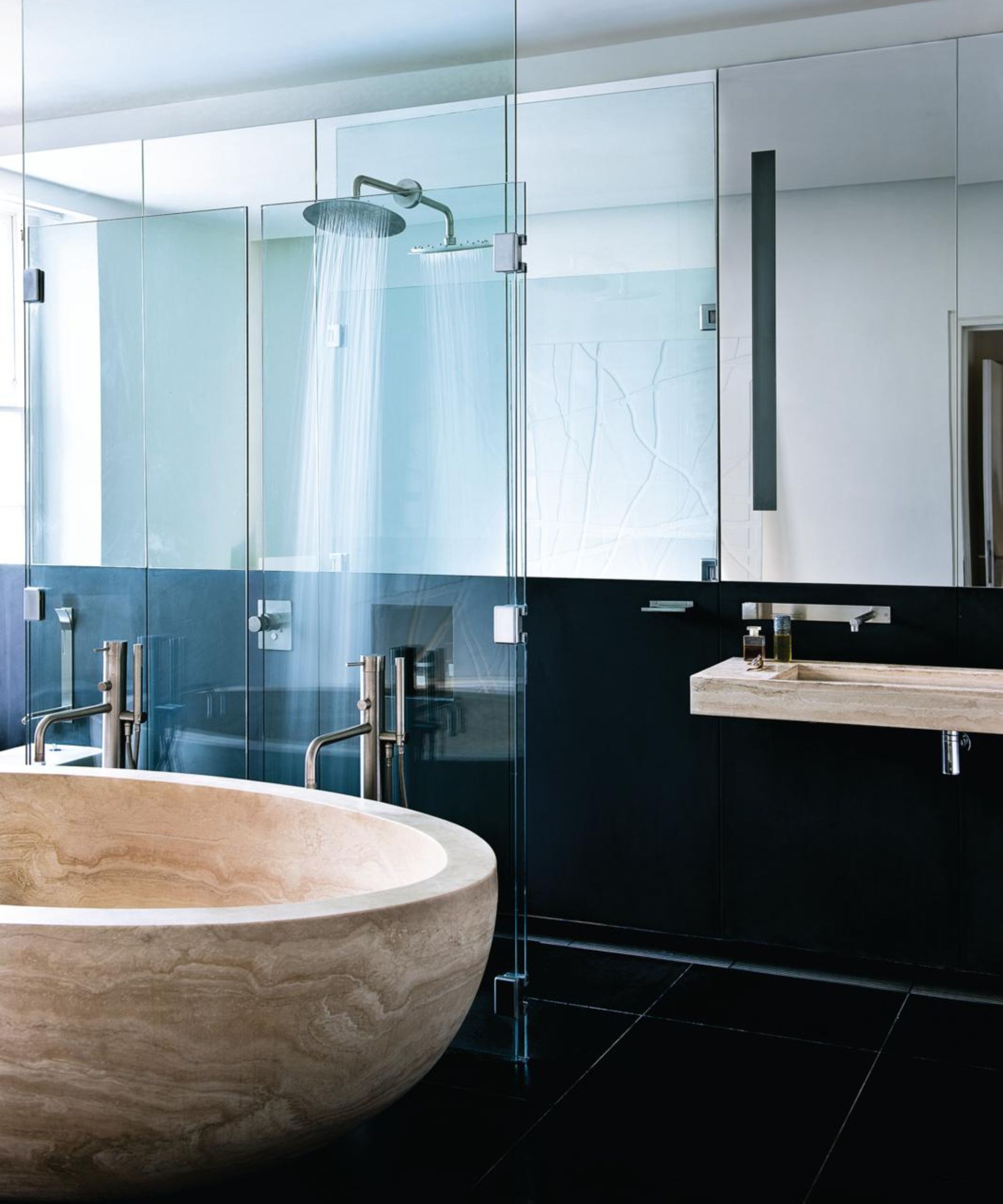 Wooden bath and sink, mirror