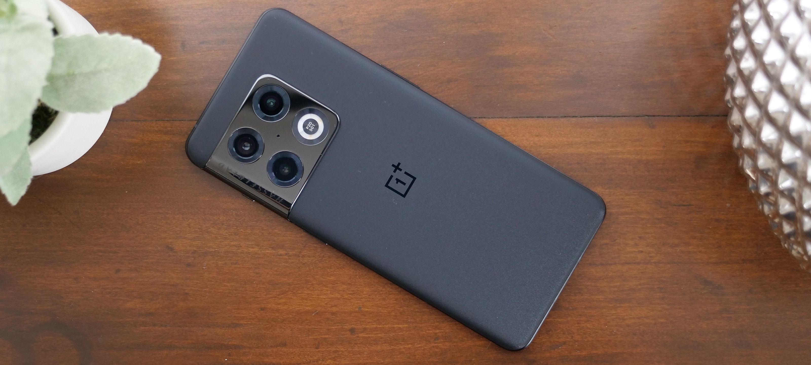 OnePlus 10 Pro Review: An all-round premium smartphone