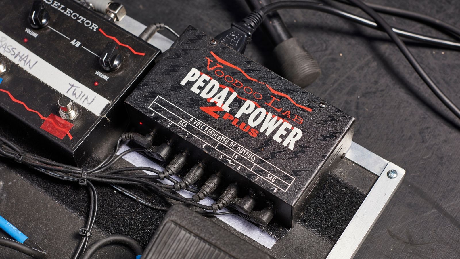 Best pedalboard power supplies 2024 take control of your 'board