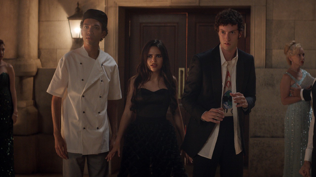 From left to right: Justice Smith, Ariana Greenblatt and Dominic Sessa all looking shocked.