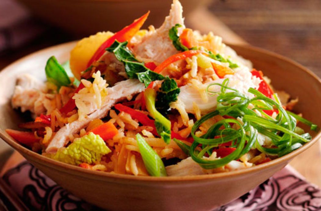 Slimming World's speedy vegetable and chicken rice | Dinner Recipes