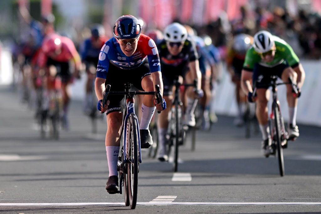ABU DHABI UNITED ARAB EMIRATES FEBRUARY 11 Stage winner Amber Kraak of The Netherlands and Team FDJSuez crosses the finish line during the 2nd UAE Tour 2024 Stage 4 a 105km stage from Louvre Abu Dhabi Museum to Abu Dhabi Breakwater UCIWWT on February 11 2024 in Abu Dhabi United Arab Emirates Photo by Dario BelingheriGetty Images