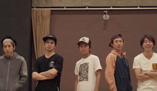 Arashi's Diary - Voyage the band lined up during rehearsal