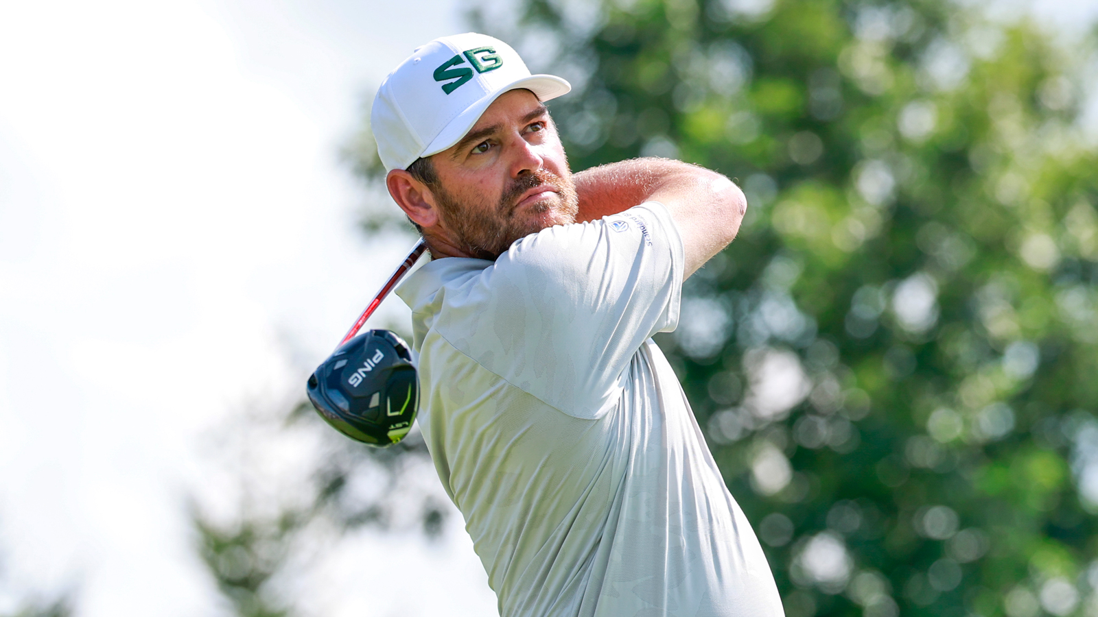 Louis Oosthuizen hits a driver