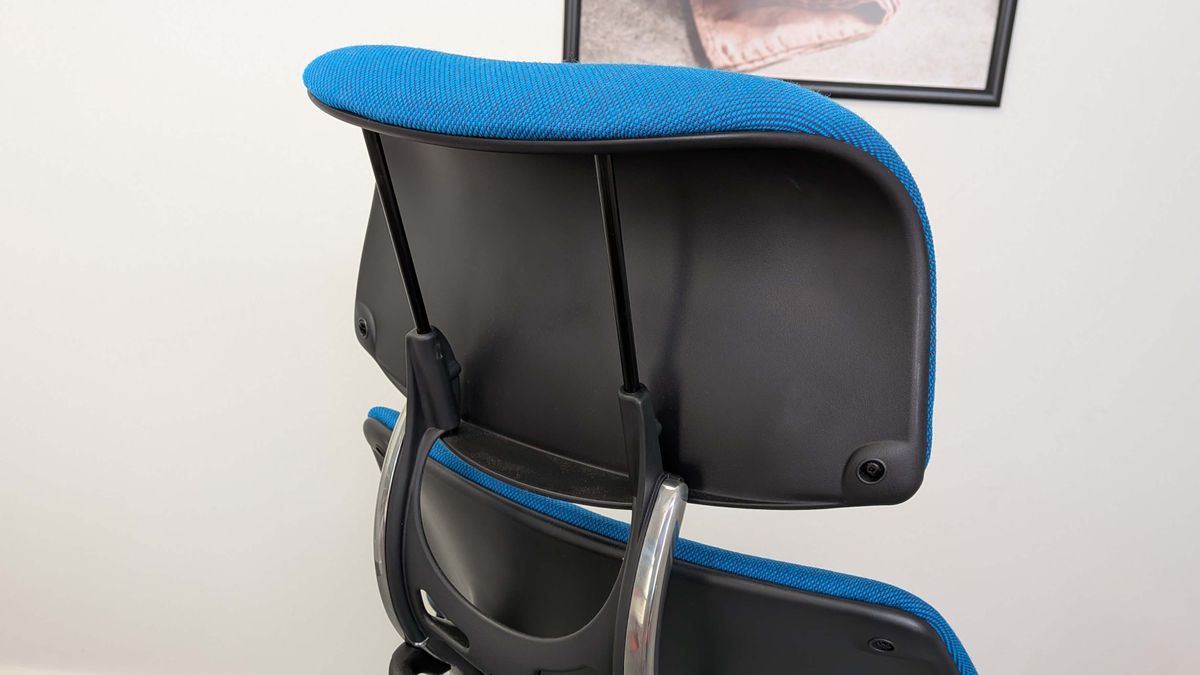 Humanscale Freedom Chair with Headrest review | PC Gamer