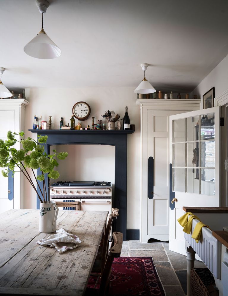 Cream kitchen ideas: 10 designs in this classic neutral | Homes & Gardens