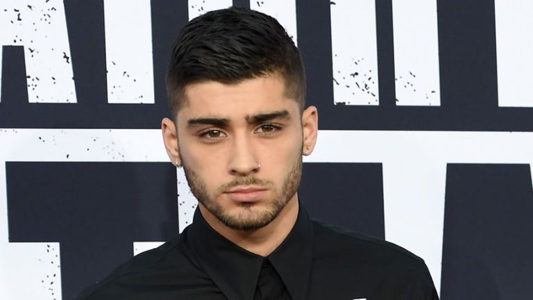 Zayn Malik Opens Up About Anxiety - Zayn Malik Talks About His Mental ...