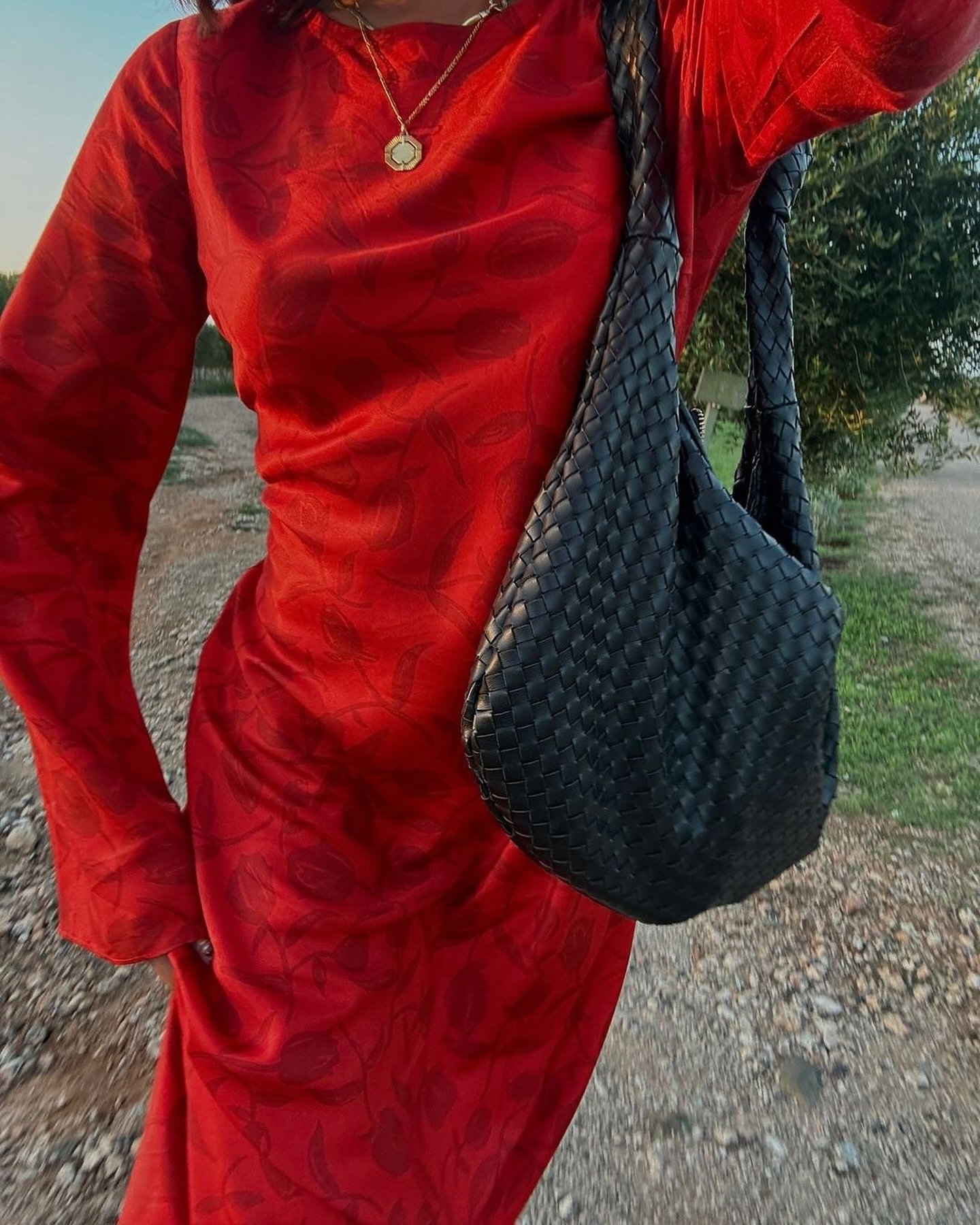 An image of @kitristudio wearing one of the best affordable fashion brands.