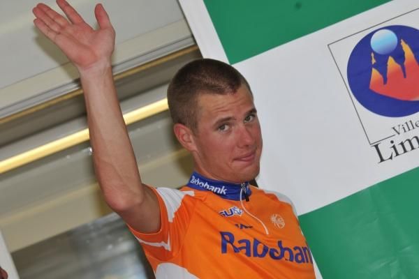 Sebastian Langeveld (Rabobank) on the podium for leading the young rider classification.