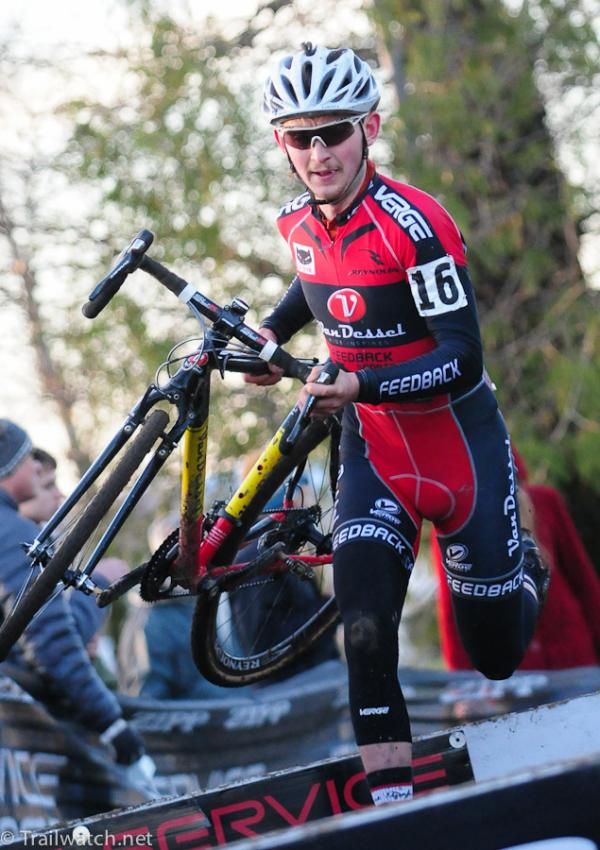Adam McGrath (Thule/Van Dessel) racing over the barriers.