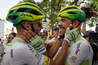 Volta a Portugal: Leangel Linarez dodges late crash to lead one-two finish for Tavfer-Ovos Matinados-Mort&aacute;gua on stage 3