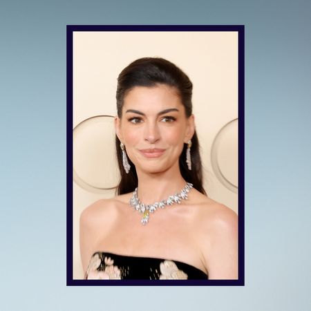Anne hathaway at the oscars