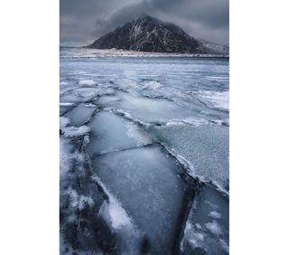 Icy scene. Credit: Lee Evans